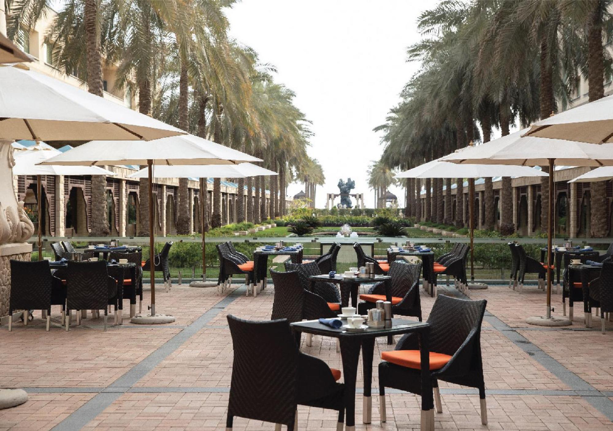 Jumeirah Messilah Beach Kuwait Kuwejt Zewnętrze zdjęcie The Palm Beach Cafe