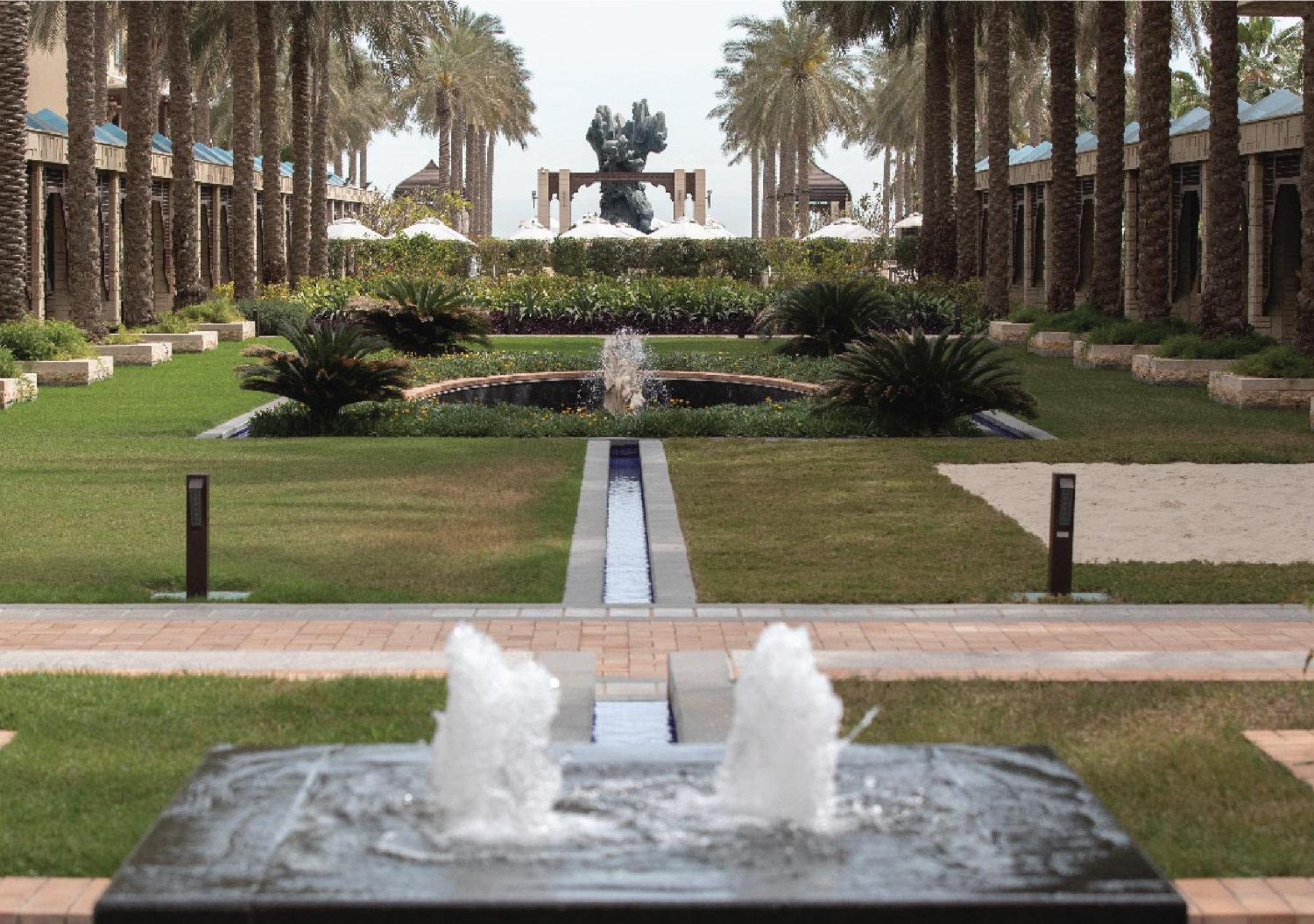 Jumeirah Messilah Beach Kuwait Kuwejt Zewnętrze zdjęcie Fountains at the resort