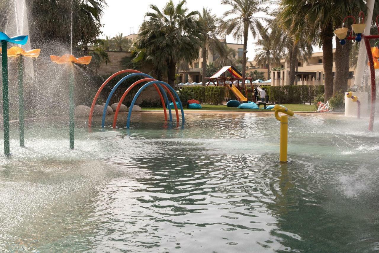 Jumeirah Messilah Beach Kuwait Kuwejt Zewnętrze zdjęcie Splash the Sun Water Park
